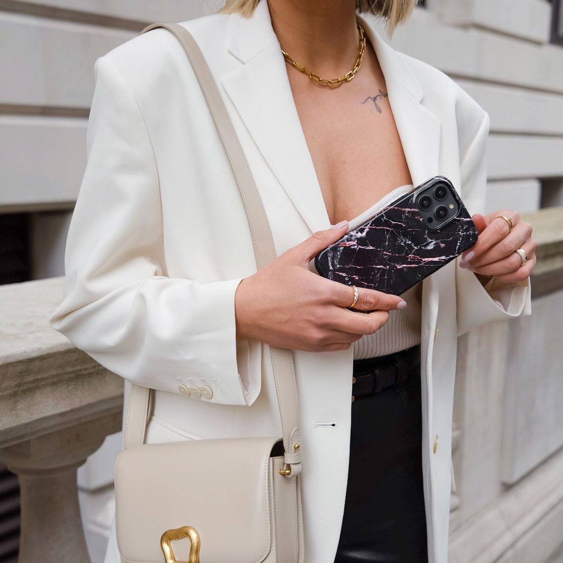 Rose Gold Marble - iPhone 17 Pro Max ケース | BURGA