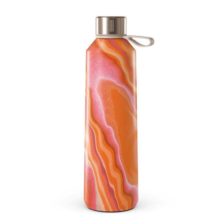 NO_09B8_W-BOTTLE_800-RG