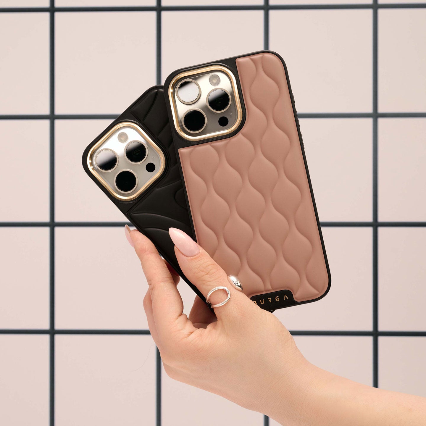 新品未使用】iPhone16ケース BURGA iPhoneケース ブラック S115333469